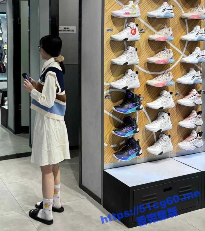 江苏骚逼 刘青晴 天生的妓女 都要结婚了被发现在网上约炮！男友一气之下曝光于众！-51吃瓜网