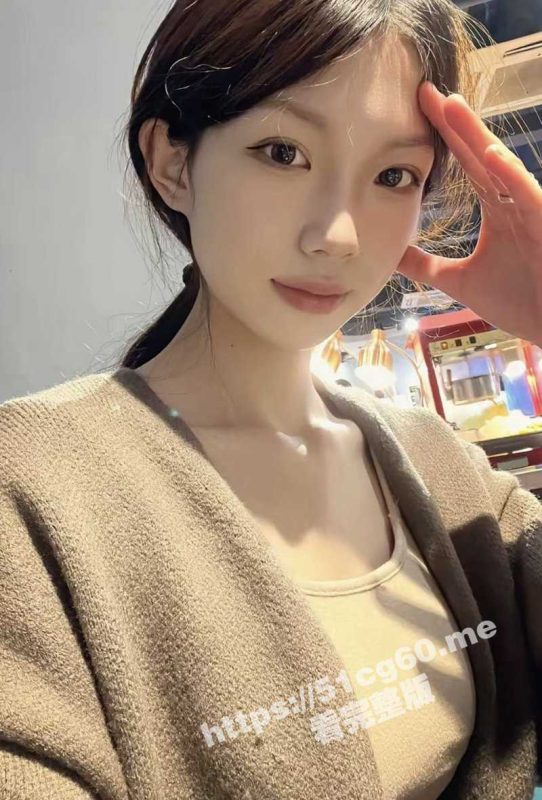 南昌师范学院舞蹈生校花 熊依依 被富二代用黄瓜抽插淫穴！情趣黑丝女神撅着屁股求操！-51吃瓜网