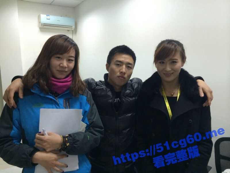 公司同事被拿下 拍摄性爱视频炫耀曝光 清纯的外表下却非常反差 听叫声都硬了！-51吃瓜网