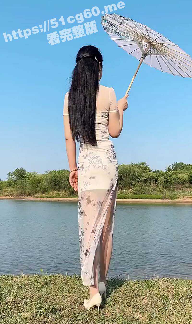 海角姐弟乱伦 会喷水的亲姐姐新作 在厨房和影院跟骚货姐姐连干两炮 汁液喷得到处都是 身体已被榨干 - 51吃瓜网-51吃瓜网