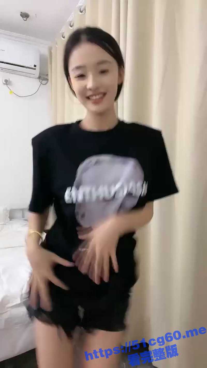 G罩杯豪乳萝莉下海被操 长相清纯可人 逼嫩木瓜型的大奶子 首次下海就被炮击 啪啪时奶子好晃眼啊 - 51吃瓜网-51吃瓜网