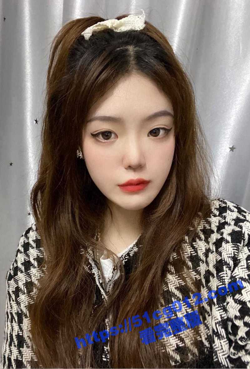 江西鹰潭高颜值母狗 被男友曝光流出!清纯靓丽颜值少女已开三指 看来小骚货经常自慰啊! - 51吃瓜网-51吃瓜网