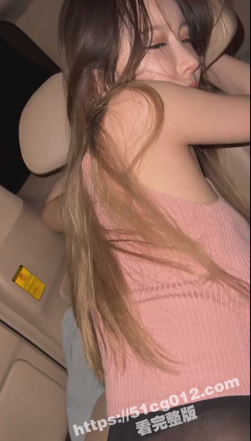 粗鸡巴瓜友投稿自己的极品尤物女朋友 不但长得好看身材也是一级棒主要是非常的骚 属实有点羡慕了! - 51吃瓜网-51吃瓜网