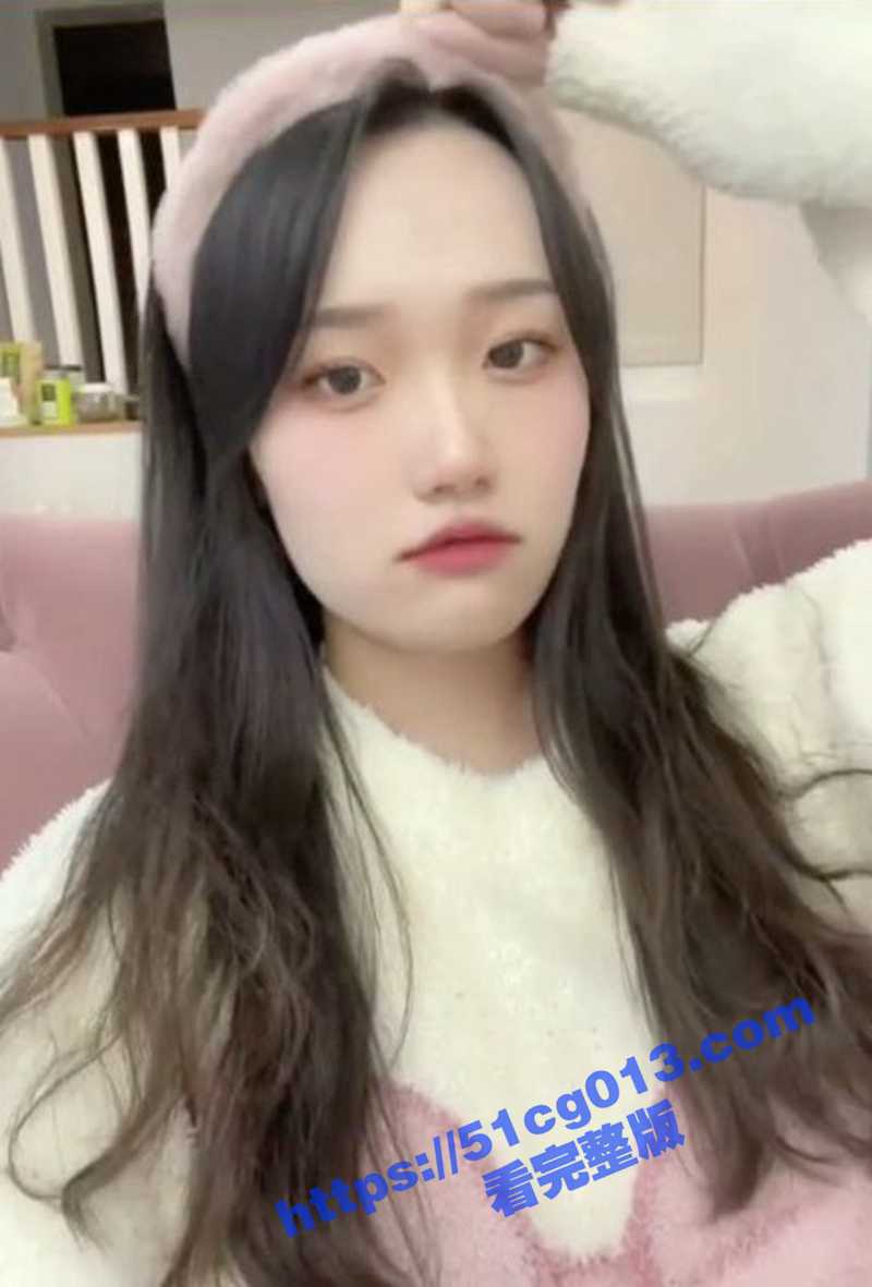 湖北工业大学艺术设计学院 王燕秋 找金主包养！被绿帽癖男友发现要求加入玩3P！ - 51吃瓜网-51吃瓜网