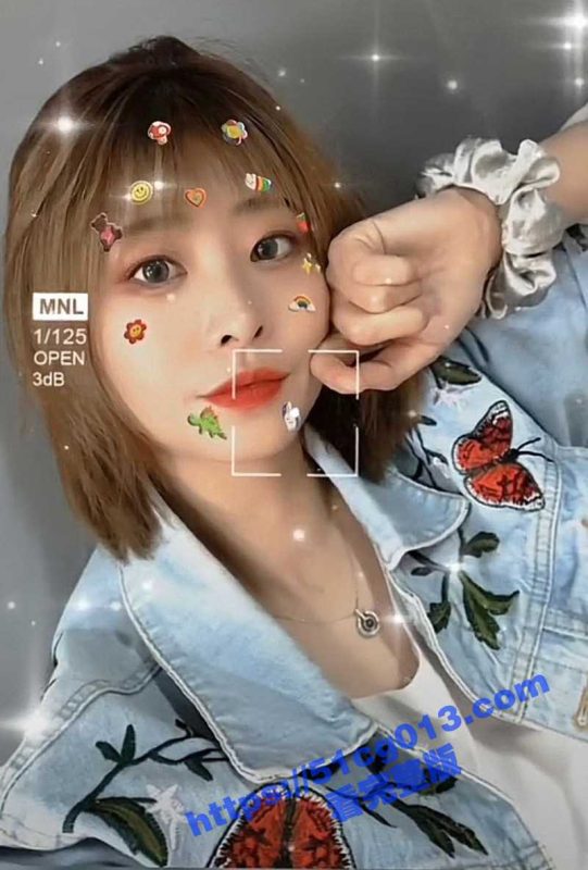 湖南长沙学生妹被调教开发菊花 塞着肛塞脸穴同框自慰！还是学生好约 一套化妆品就搞定了！-51吃瓜网