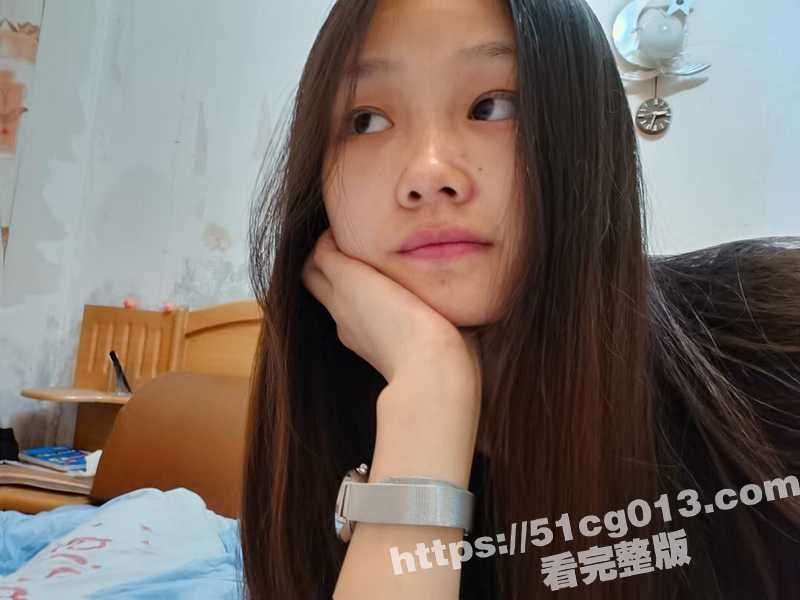 四川美腿幼师 张红 长腿白嫩纤细的眼镜妹 被男友蹂躏极致白虎嫩穴 分手后不雅视频遭前男友曝光-51吃瓜网