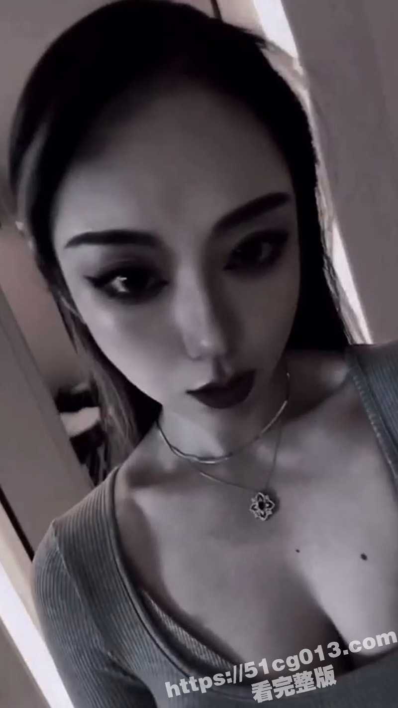 九头身大长腿模特儿 172高挑身材女神 和男友大尺度自拍流出 这腿真是无敌了啊 你们能玩几年 - 51吃瓜网-51吃瓜网