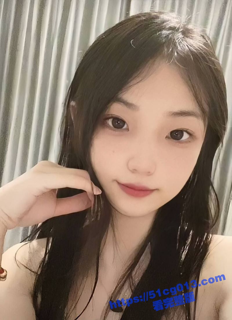 武汉骚逼文雅雅 表面高冷 实际是个极品母狗 钟情于被黑人大屌爆操骚穴！ - 51吃瓜网-51吃瓜网