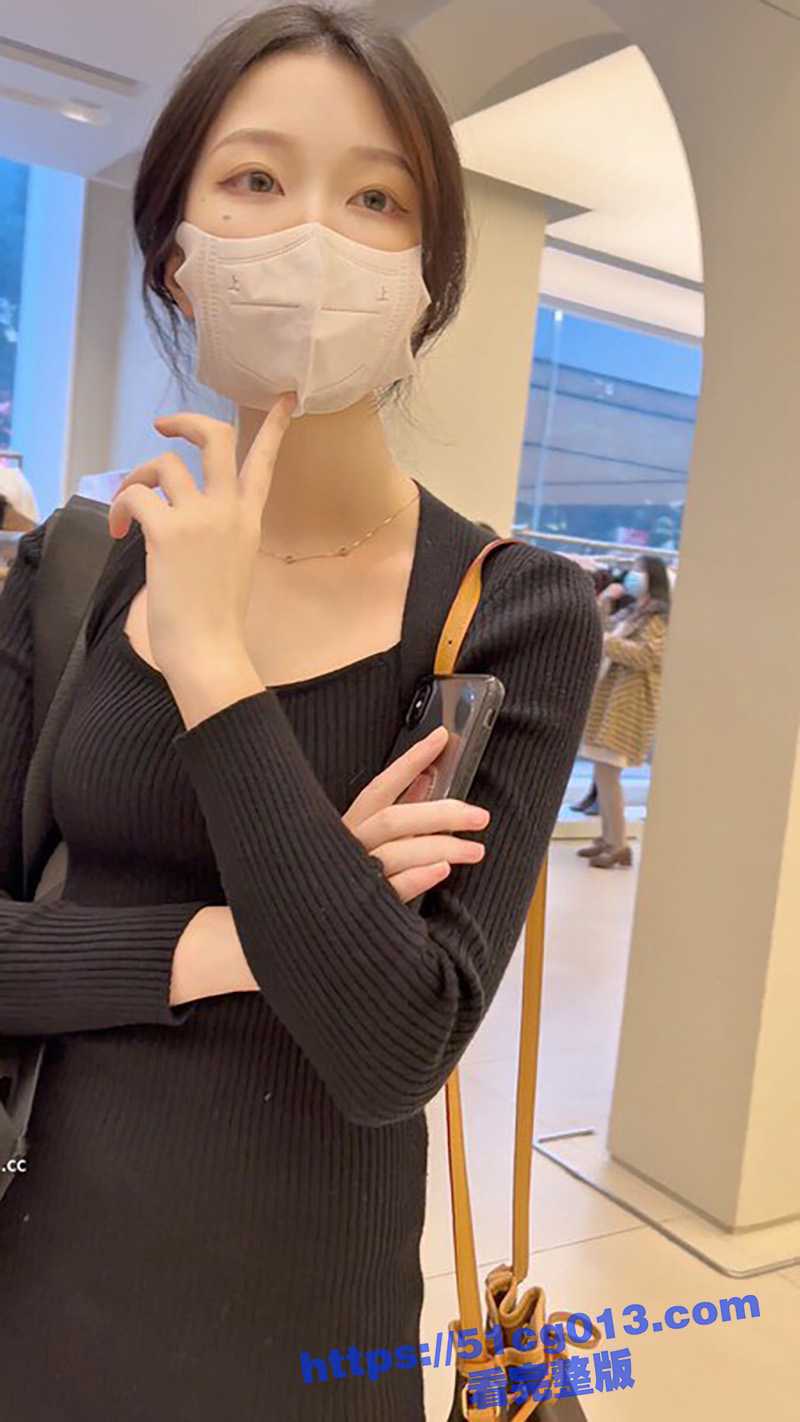 偷拍大神抄底极品身材包臀裙女神 天仙气质都溢出屏幕了 白色小内内 王思聪见了都要跪下舔！ - 51吃瓜网-51吃瓜网