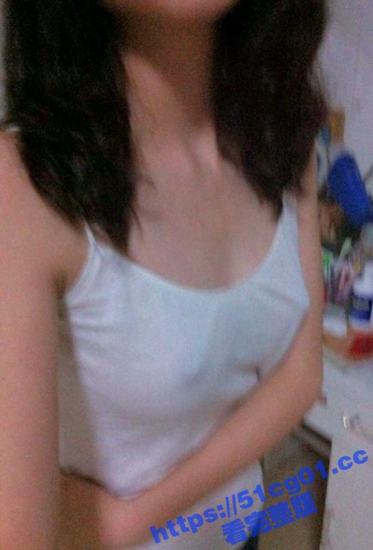 新招进学生会的超嫩大一学妹 清纯气质美乳丰盈 被学长调教得很听话 嫩穴肉眼可见的紧致！-51吃瓜网