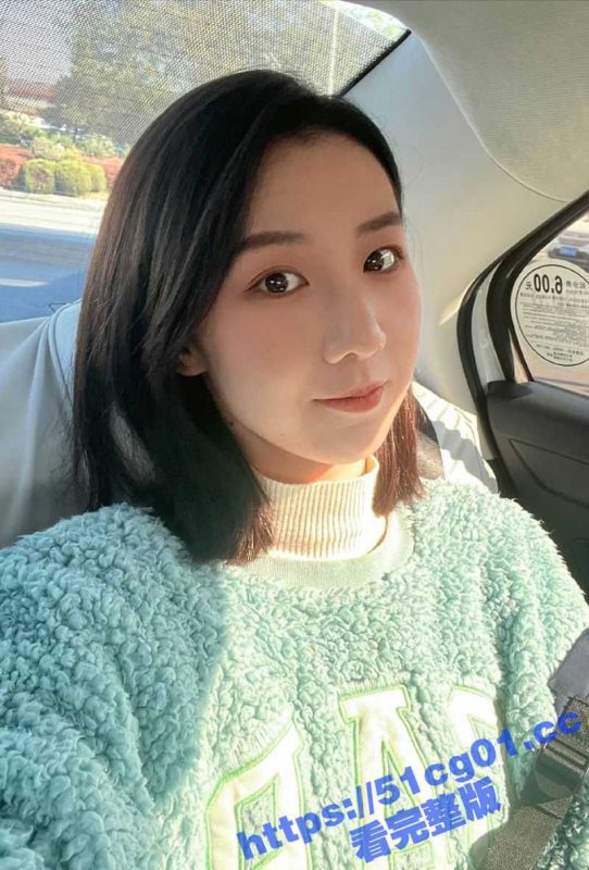 小红书约拍颜值气质都不错的美女小姐姐 前凸后翘的身材非常顶 颜射一脸给她敷面膜！-51吃瓜网