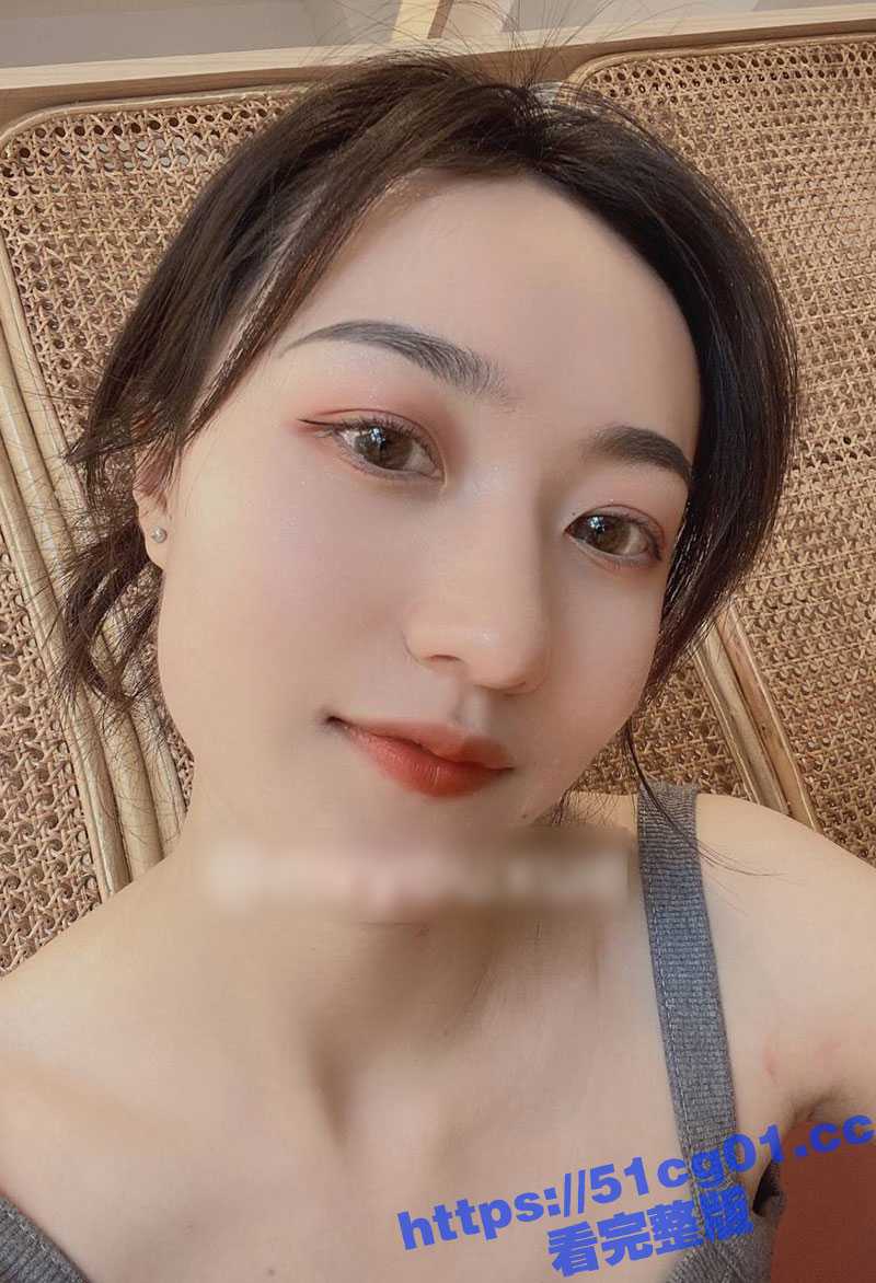 某地小学老师竟然是推特女神级网红 女友潇 不雅露脸私拍全网流出！景区加商场各种露出 反差至极！ - 51吃瓜网-51吃瓜网