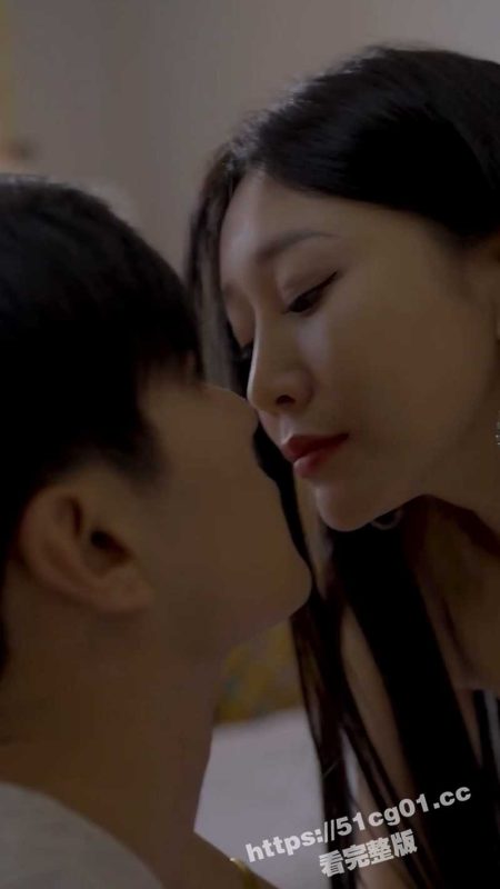 逆天短剧 盲人按摩师 充斥着各种擦边暗示 各种年纪的大奶女神勾引小哥！-51吃瓜网