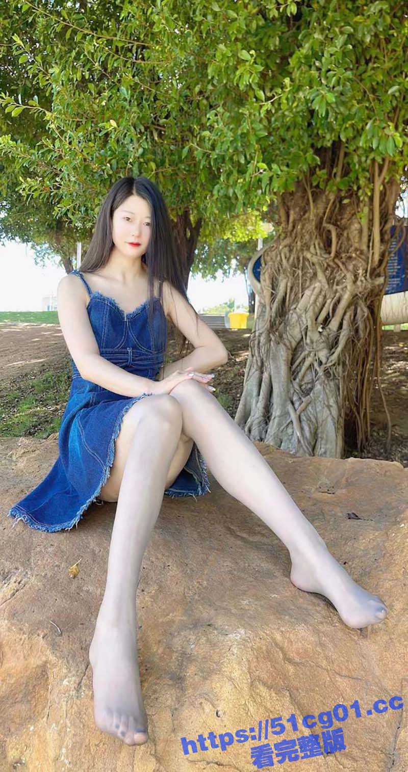 河南濮阳 林佳彤 超性感的花店老板娘 极品美腿大奶翘臀 丝袜足交诱惑至极 被土豪包养爆操内射骚穴 - 51吃瓜网-51吃瓜网