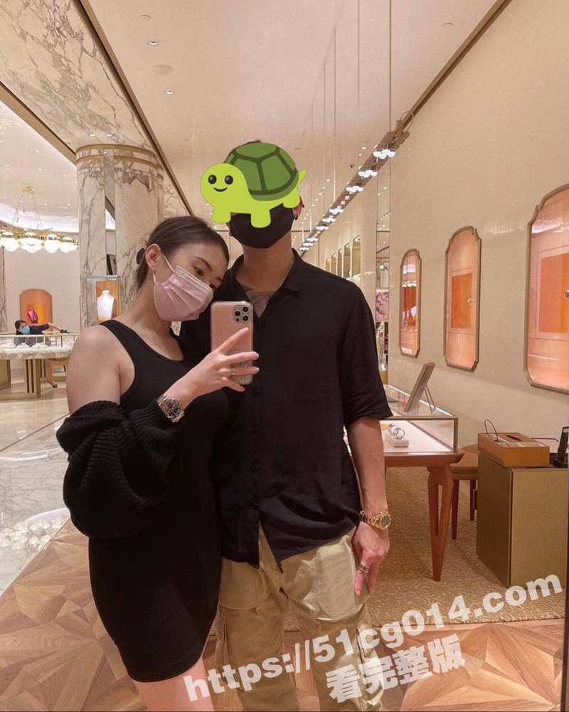 武汉已婚人妻 许颜玥 婚后欲求不满约炮大屌帅哥给老公戴绿帽 没想到生完小孩的小穴还这么紧！ - 51吃瓜网-51吃瓜网