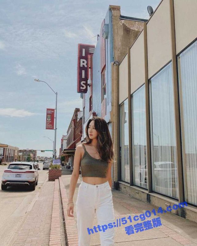 厦门极品反差 留学生钟乐媛 留学目的就是为了吃羊肠 一根不够还要多P 沦为尼哥的几把套子！-51吃瓜网