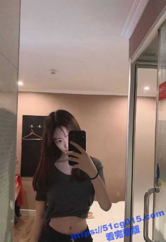 广州极品大长腿女模特 拍摄大尺度私拍后 美鲍被摄影师又抠又挖又掰差点给玩坏掉了!-51吃瓜网