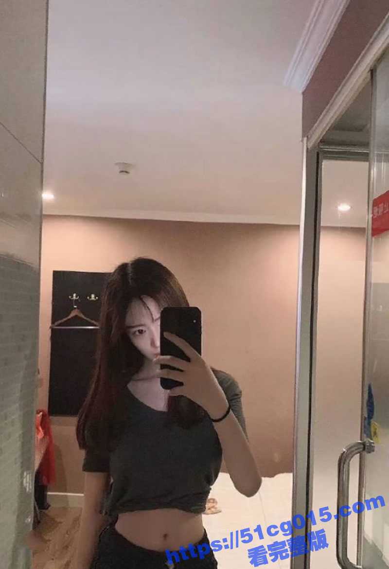 广州极品大长腿女模特 拍摄大尺度私拍后 美鲍被摄影师又抠又挖又掰差点给玩坏掉了！ - 51吃瓜网-51吃瓜网