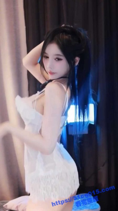 抖音网红 万0  高颜值御姐风巨乳网红大尺度福利泄密流出 这奶子科技含量满满啊！-51吃瓜网