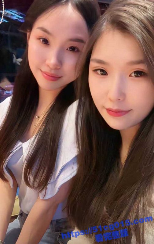 兰州的高颜值骚母狗马玉洁 和男友日常的吃鸡 啪啪自拍泄密流出 这吃鸡技术真是爽上天了-51吃瓜网