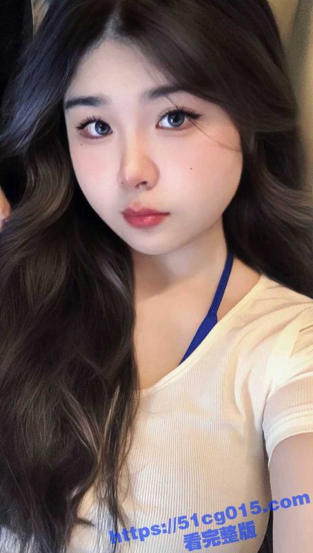 广西柳州高颜值身材白嫩丰乳肥臀的胖妹 总爱在网上撩男人 到处发裸照勾人操自己-51吃瓜网