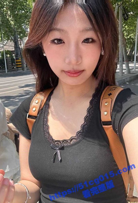 前女友系列!跟高颜值嫩妹前女友性爱日常 小母狗女上位骑乘吃着假鸡巴 能让瓜友爽爽吗?-51吃瓜网