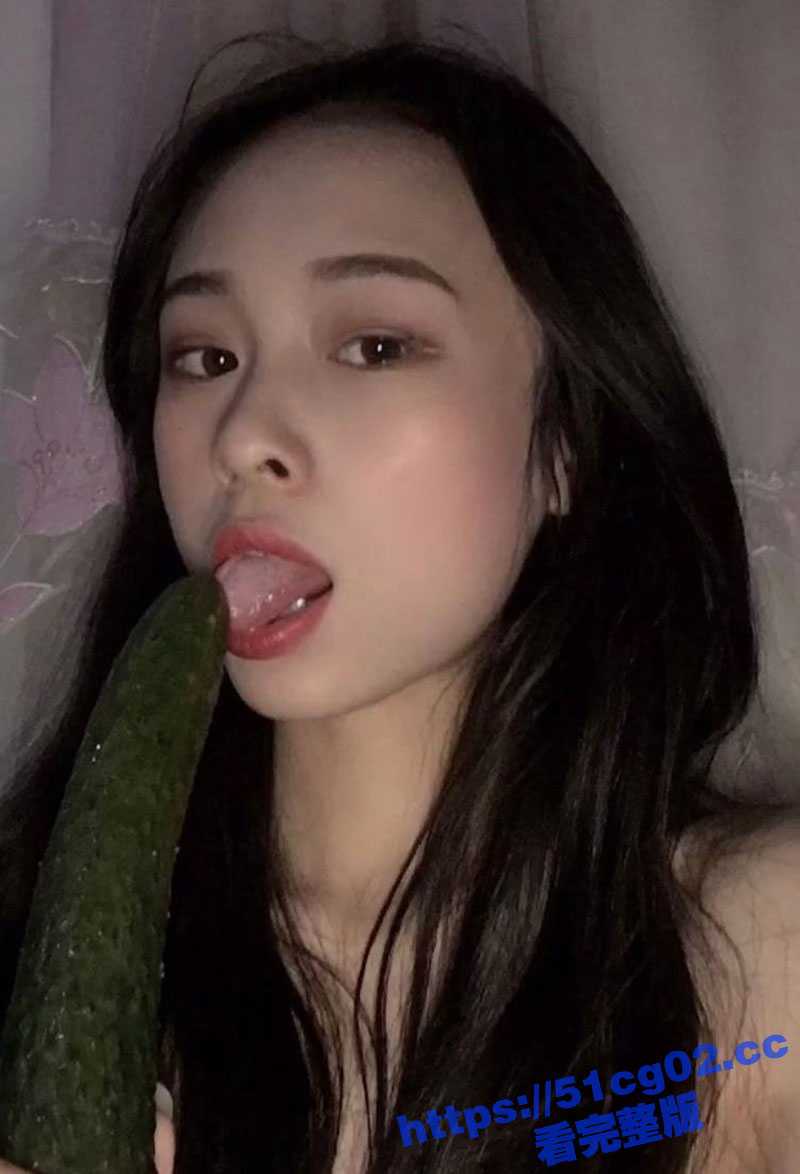 成都车模 王倩 被金主调教 性感肉体上写着羞耻词汇 带到户外露出喝尿!草根膜拜的女神 在土豪这里就是下贱母狗! - 51吃瓜网-51吃瓜网