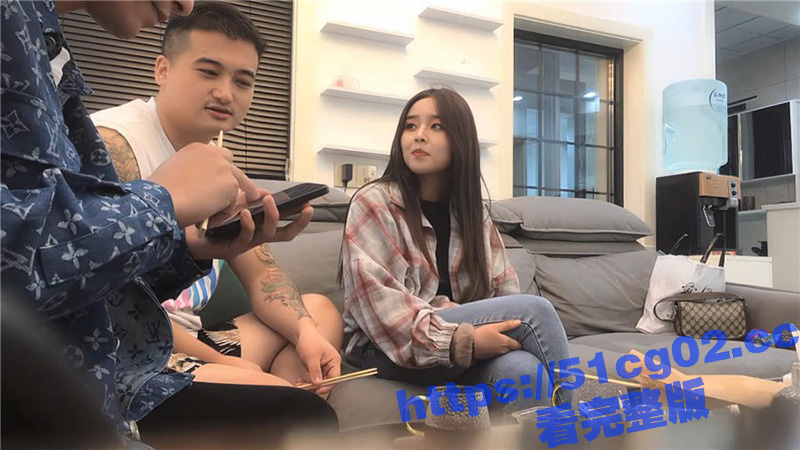 河南小胖哥 约炮抖音极品女网红 颜值超高的性感美女 就算是女神级 也被干到受不了嗷嗷淫叫-51吃瓜网