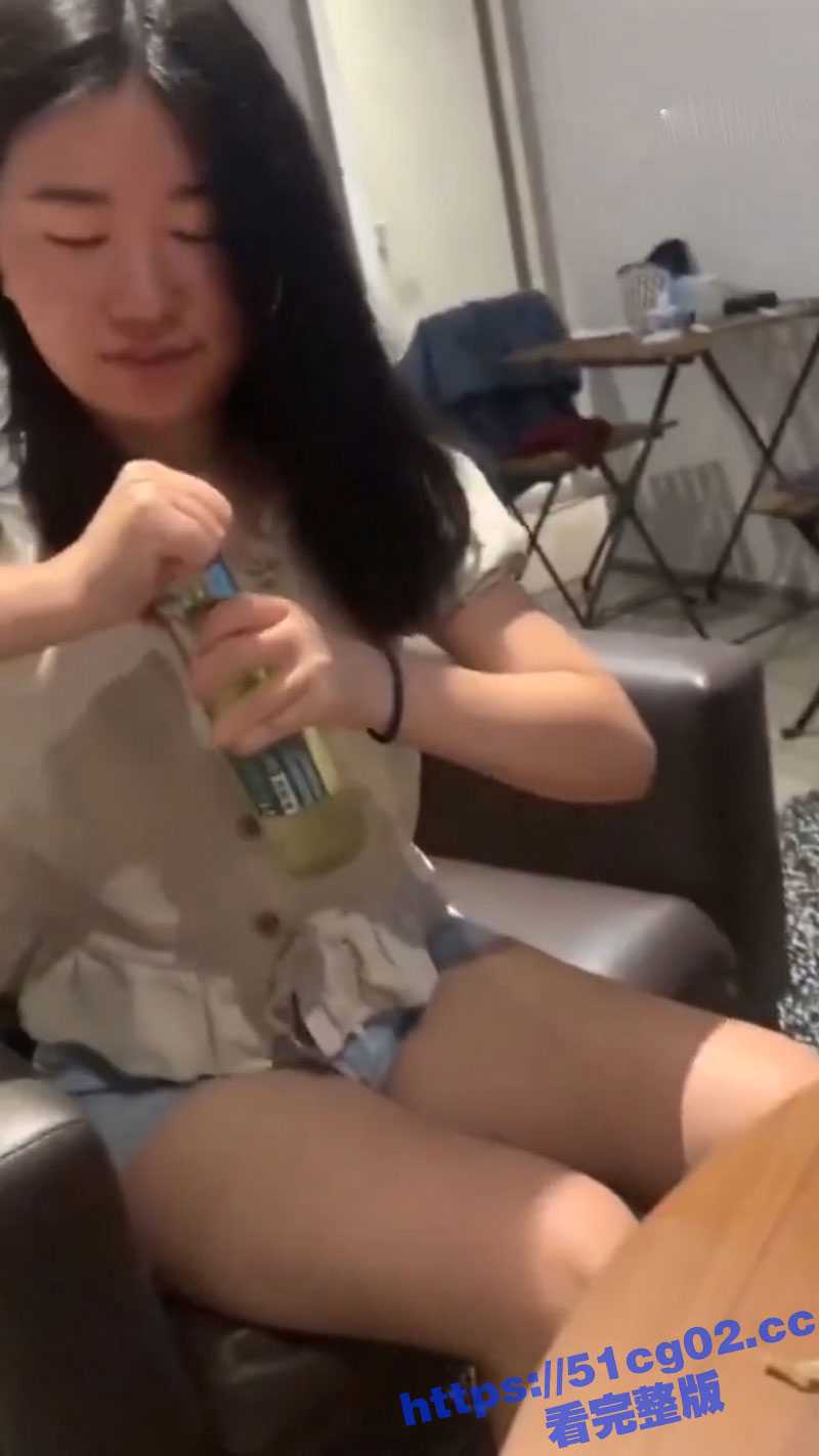 推特约炮大神 大洋屌 约炮超级风骚的已婚人妻!全程淫语不断“不要射 再多干我一会”! - 51吃瓜网-51吃瓜网