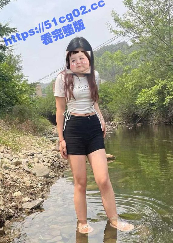 东莞 虎门 19岁小骚货 罗婷 小骚货自己出去偷吃被男友发现后狠心曝光-51吃瓜网