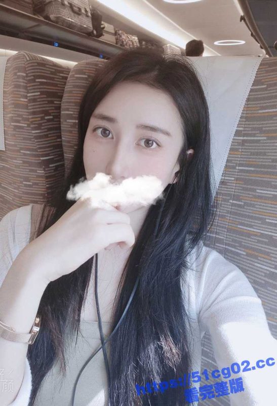 常州高颜值外围女 张愈丹 大尺度私拍流出！再漂亮的皮囊都抵不住土豪的钱包诱惑！-51吃瓜网