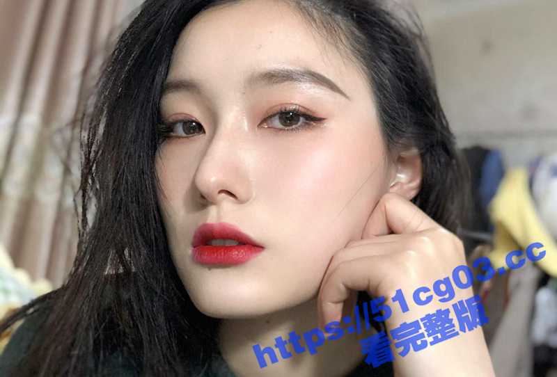 安徽医科大学17届裴丽 马鞍山公交车人尽可夫 背着二代男友偷情出轨直接被曝光-51吃瓜网