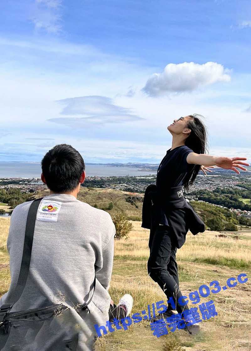 推特越南裔极品眼镜反差婊 eskyperry 大尺度多角色付费口交啪啪视图 - 51吃瓜网-51吃瓜网