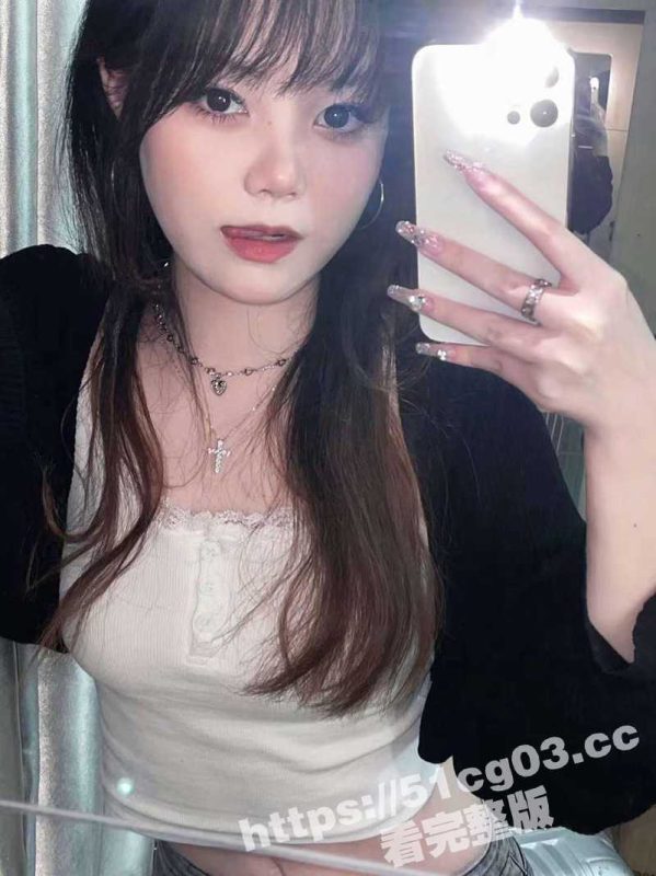 上海财经大学反差婊 秦天 被曝光 万人骑的母狗在酒吧装醉 等待被陌生人捡尸强奸！-51吃瓜网