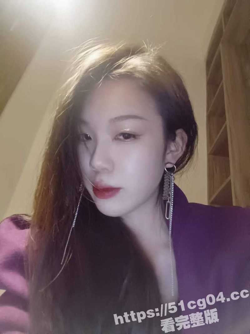 广州高颜值性感母狗 化妆品专柜销售 刘小钰 饥渴难耐在家求操 自慰扣逼勾引网友 不雅私拍视频流出 - 51吃瓜网-51吃瓜网