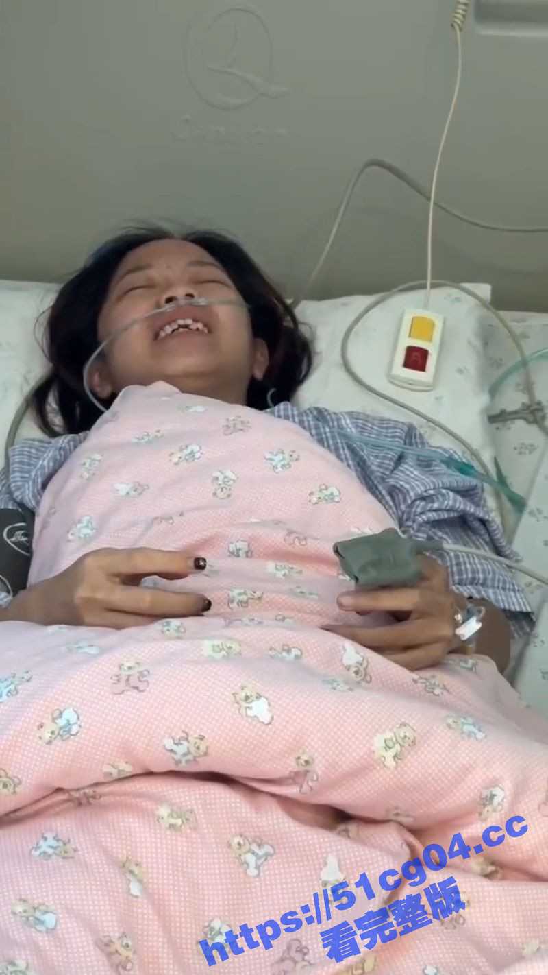 广州女孩手术全麻未清醒 表演王者团战 网友:听得出来 这把劣势局! - 51吃瓜网-51吃瓜网