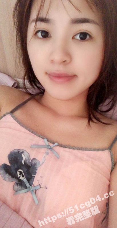 在武汉美容院上班的烧包 林亦可 表面正经 私下淫荡 下班回家就喜欢自拍裸体搔首弄姿 渴望着男人来操她-51吃瓜网