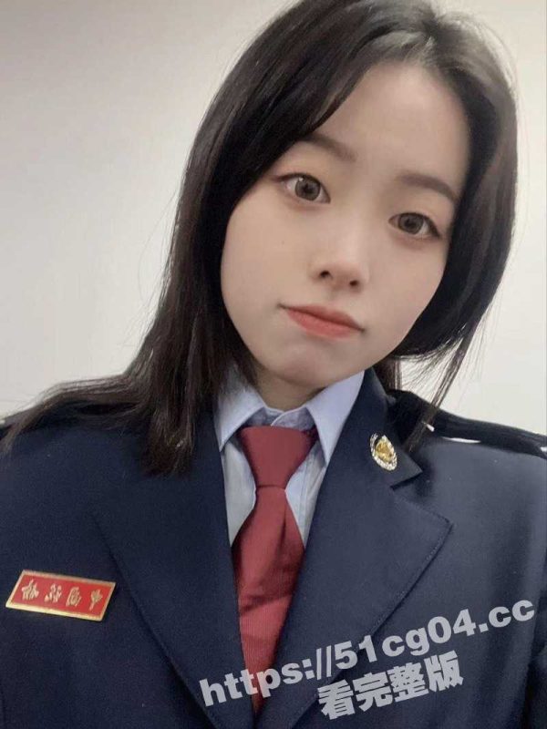 福州某区检察院 反差婊母狗 张诗苾 被曝光！高高再上的检察官 甘愿做主人的贱奴母狗精盆肉便器！-51吃瓜网