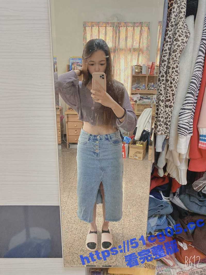 青岛少妇 张巧莉 为了生活所迫 下海接客 开始还一脸不情愿 后面越玩越熟练了 - 51吃瓜网-51吃瓜网