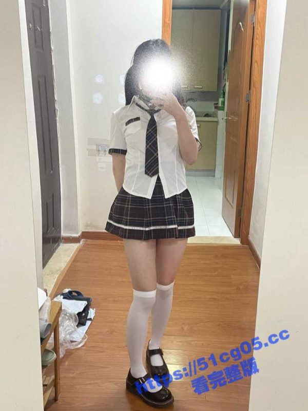 上海22岁JK学生妹 遭主人抛弃并曝光 白袜美腿小穴无套冲击 被操的好爽一直在叫-51吃瓜网