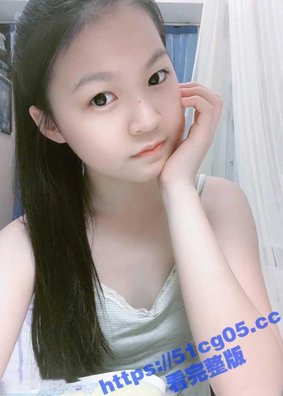 东莞清纯白月光00后高颜值大学生妹子 张爽  私拍裸照和黑丝后入视频 被黑客曝光泄密-51吃瓜网