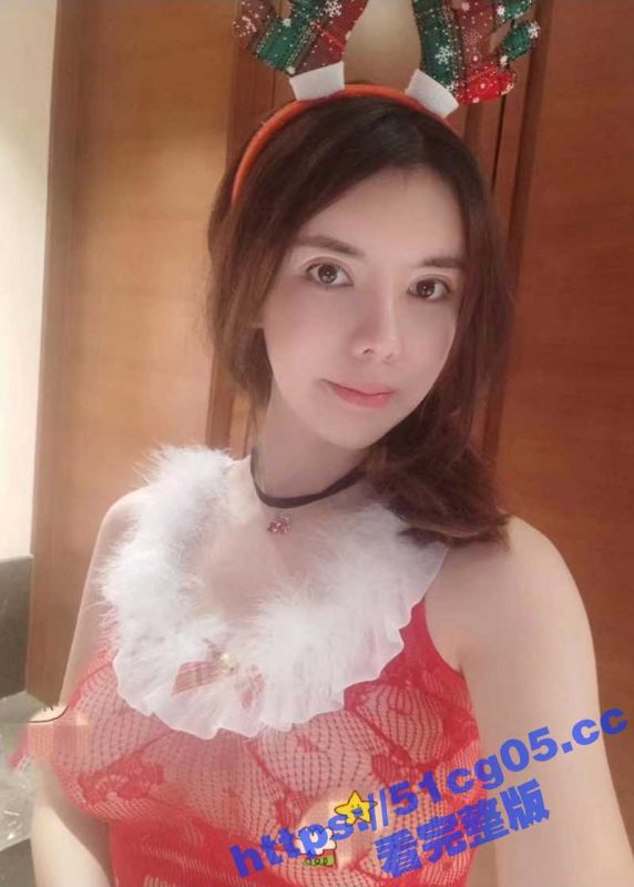 百度云泄密流出 楼凤女神 夏夏 网红脸顶级炮架子私拍艳照视图-51吃瓜网