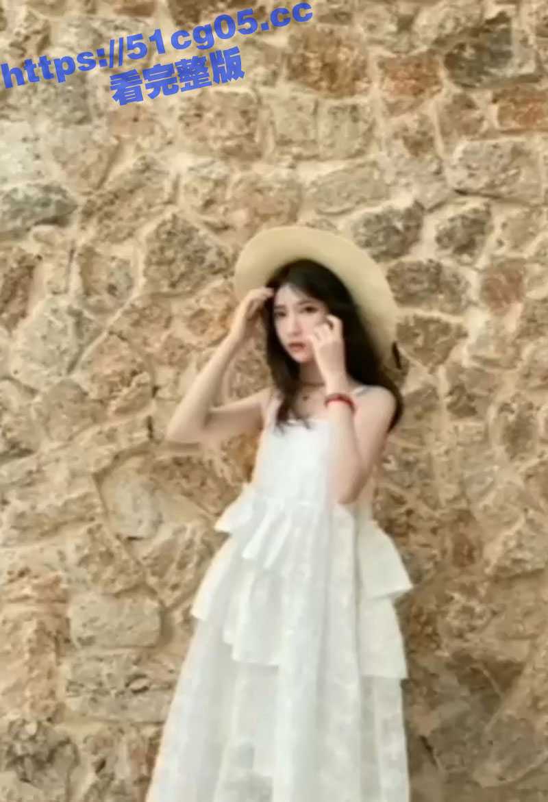 顶级富豪千金留学生被两名猛男调教成母狗 沦为男人的肉便器性奴！3P期间男友打来电话让二人更加兴奋！ - 51吃瓜网-51吃瓜网