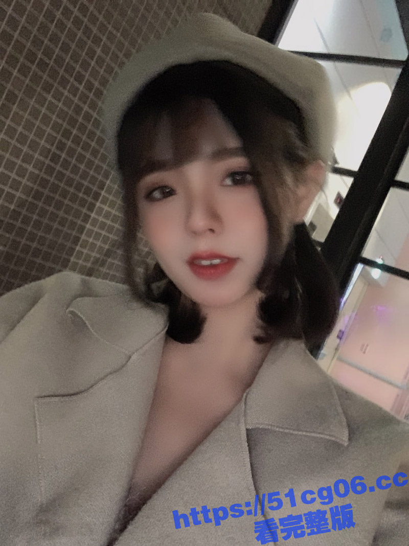 身材微胖的极品反差学生妹 美术系的巨乳骚逼 在房间和浴室给炮友展示身材 这奶子还真是酥软啊 - 51吃瓜网-51吃瓜网