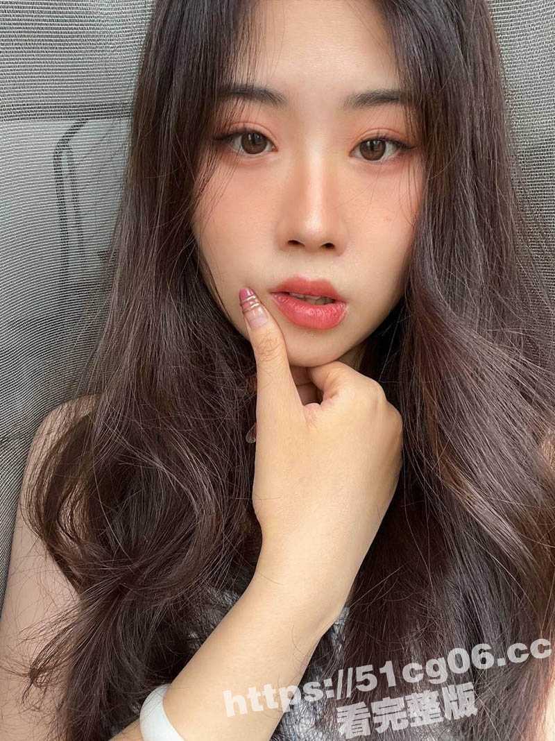 上海某传媒公司设计师 吉桂菁 刚结婚的大屁股骚货 人前良家人后淫娃 翘臀美腿超级诱人 - 51吃瓜网-51吃瓜网