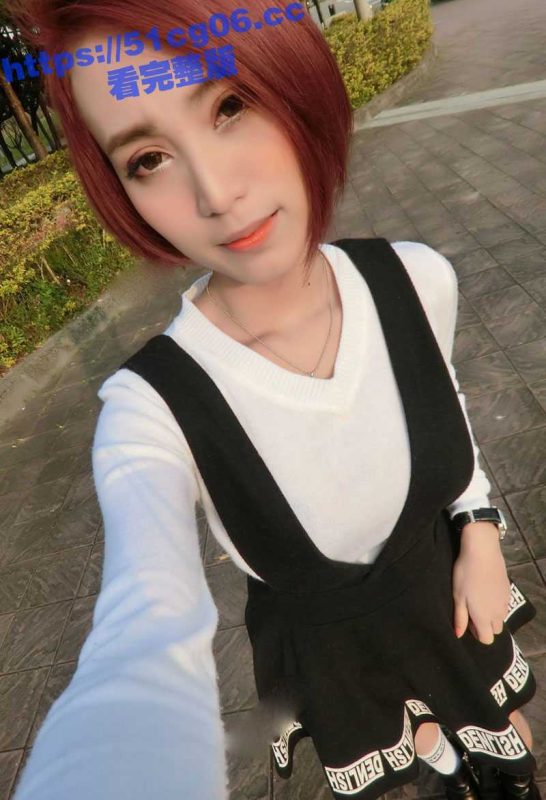 台中美女模特 目前为台北某专柜柜姐 在与眼镜男友爱爱之时被拍下性爱影片 恋爱脑的女主被渣男发片炫耀！-51吃瓜网