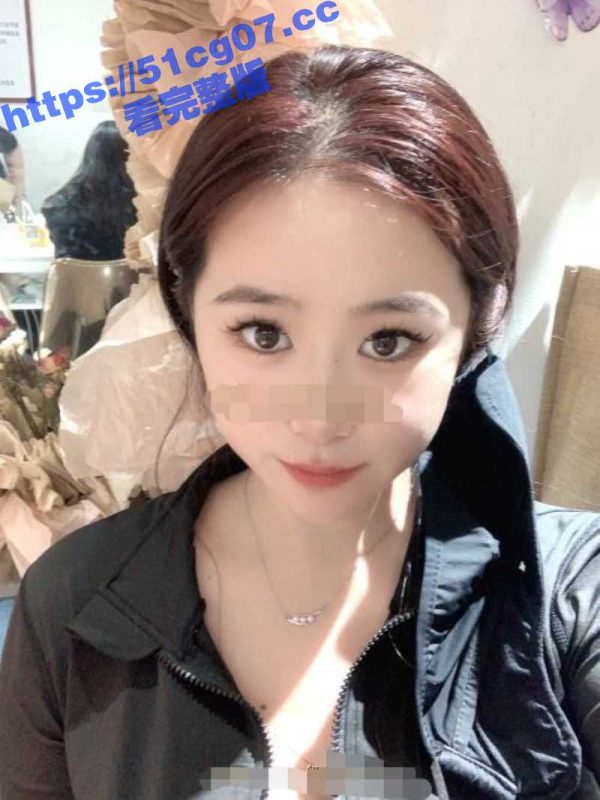 河南商丘舞蹈老师 白怡汐 清纯的外表下藏着一颗骚货的心 给大哥拍的福利视频 诱惑力十足-51吃瓜网