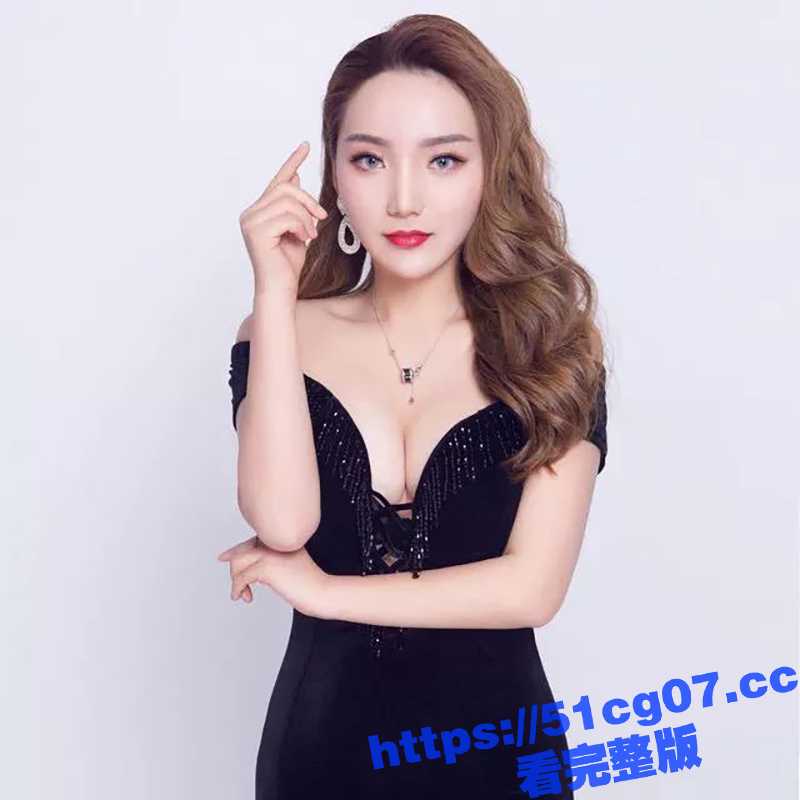 南京高颜值骚逼张玉颖 经常玩群p的鸡巴套子 身材一流翘臀大奶 最喜欢被捆绑起来 当做肉便器使用-51吃瓜网