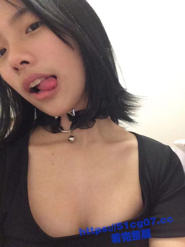 独家曝光江苏南通18岁可爱女 高姊然 自慰小视频被男友炫耀流出！还打了唇钉舌钉 年纪轻轻不学好！-51吃瓜网