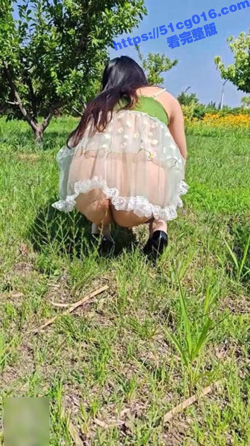 海角大神善良的小嫂子最新作品 房间操着不过瘾 和真空穿搭的嫂子出去野战 直接操喷了 - 51吃瓜网-51吃瓜网